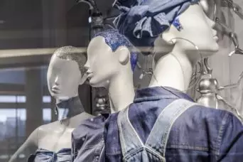 Cinq éléments essentiels à considérer avant de choisir un mannequin de présentation