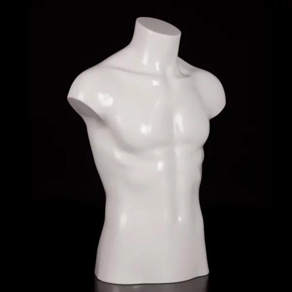 Modèle mi-long masculin